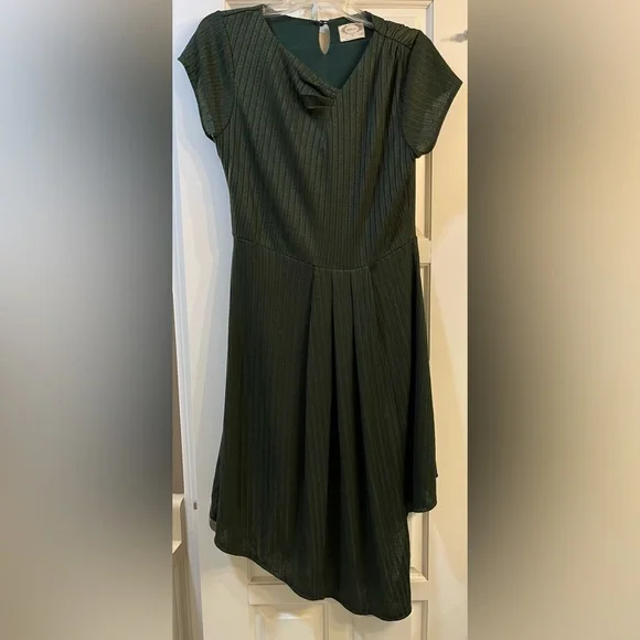 joyfolie green dress Joyfolie Women's Zayla Maxi Dress in Green | Boho Maxi